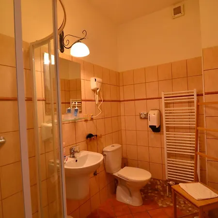 Nocľah s raňajkami Baronka & Bistrot 3*