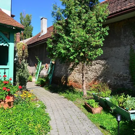 Baronka Bed&breakfast&bistrot Frühstückspension Betliar