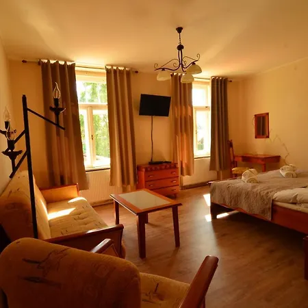 Nocľah s raňajkami Baronka & Bistrot 3*